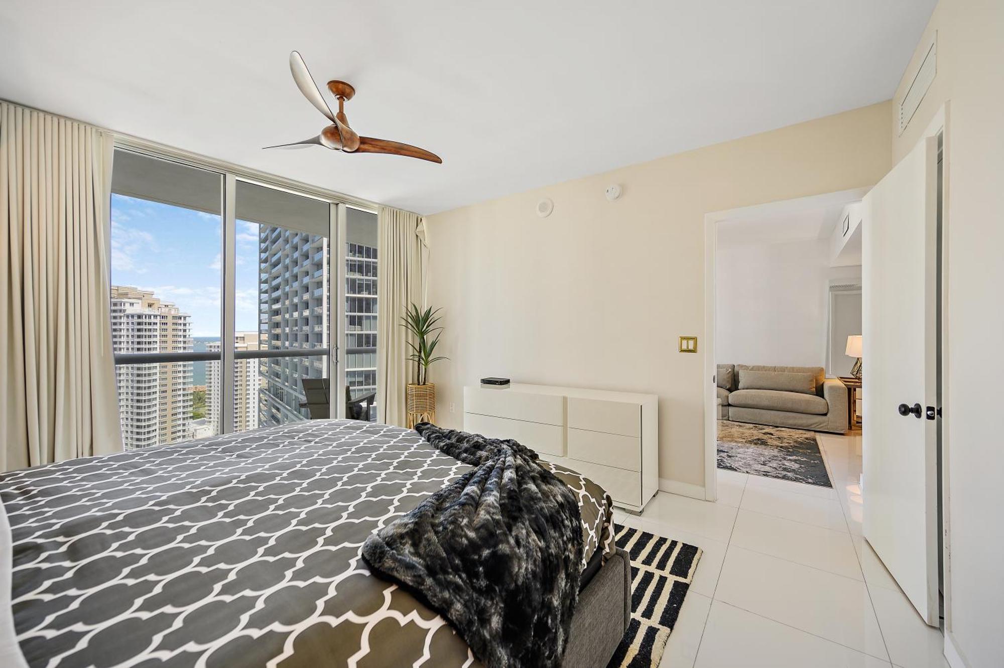 Icon Brickell Residences Miami Exterior photo