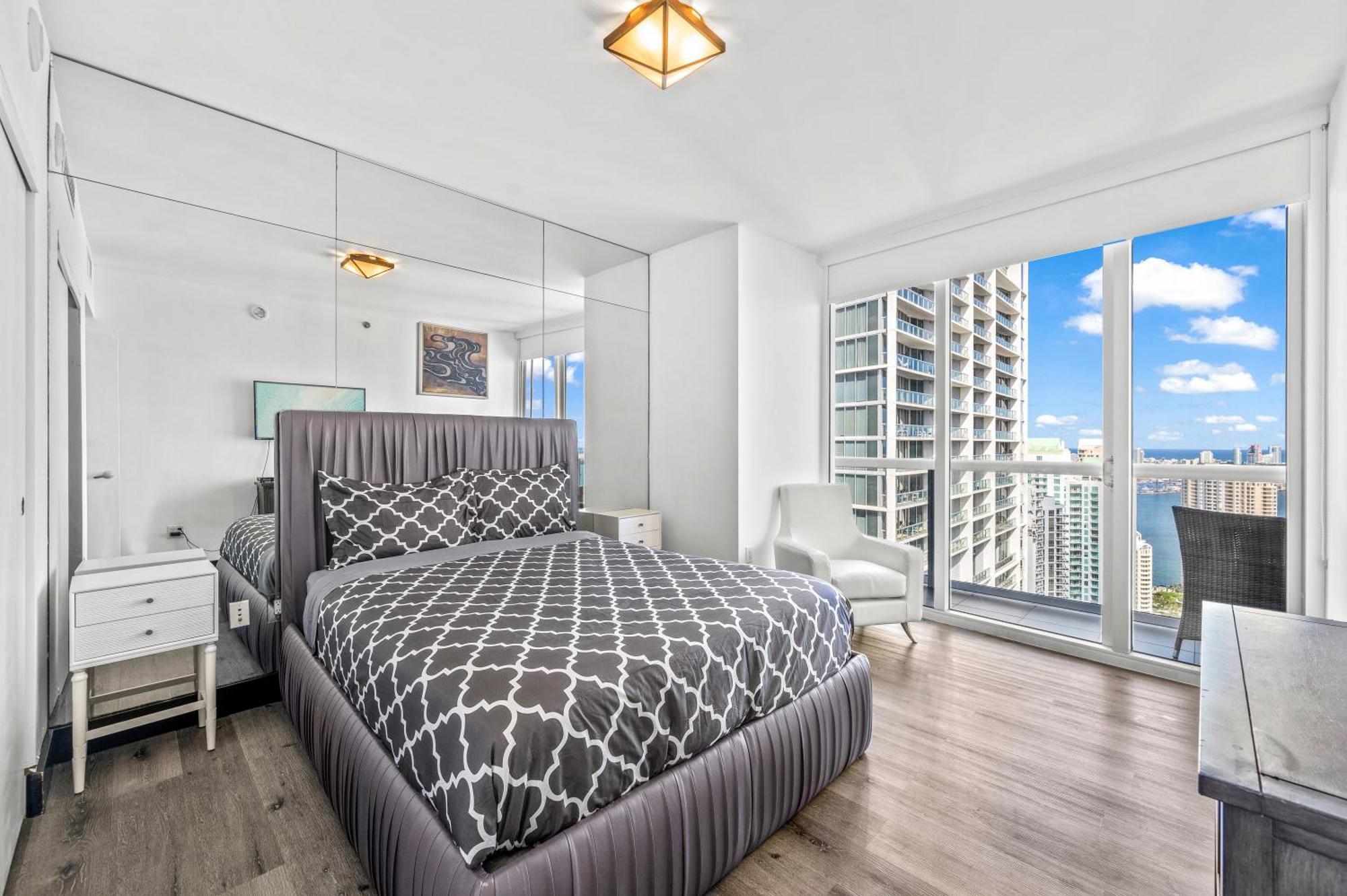 Icon Brickell Residences Miami Exterior photo