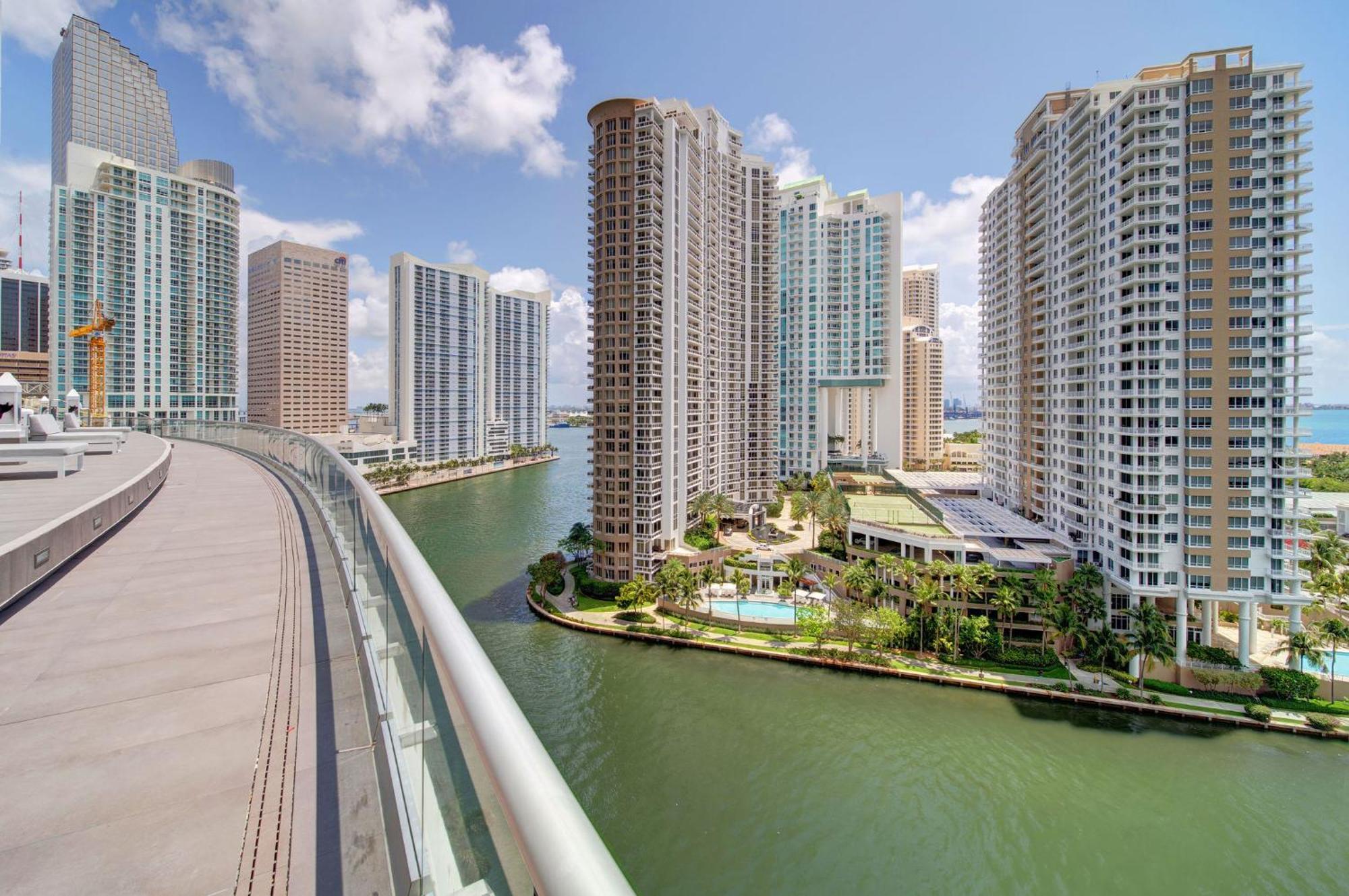 Icon Brickell Residences Miami Exterior photo