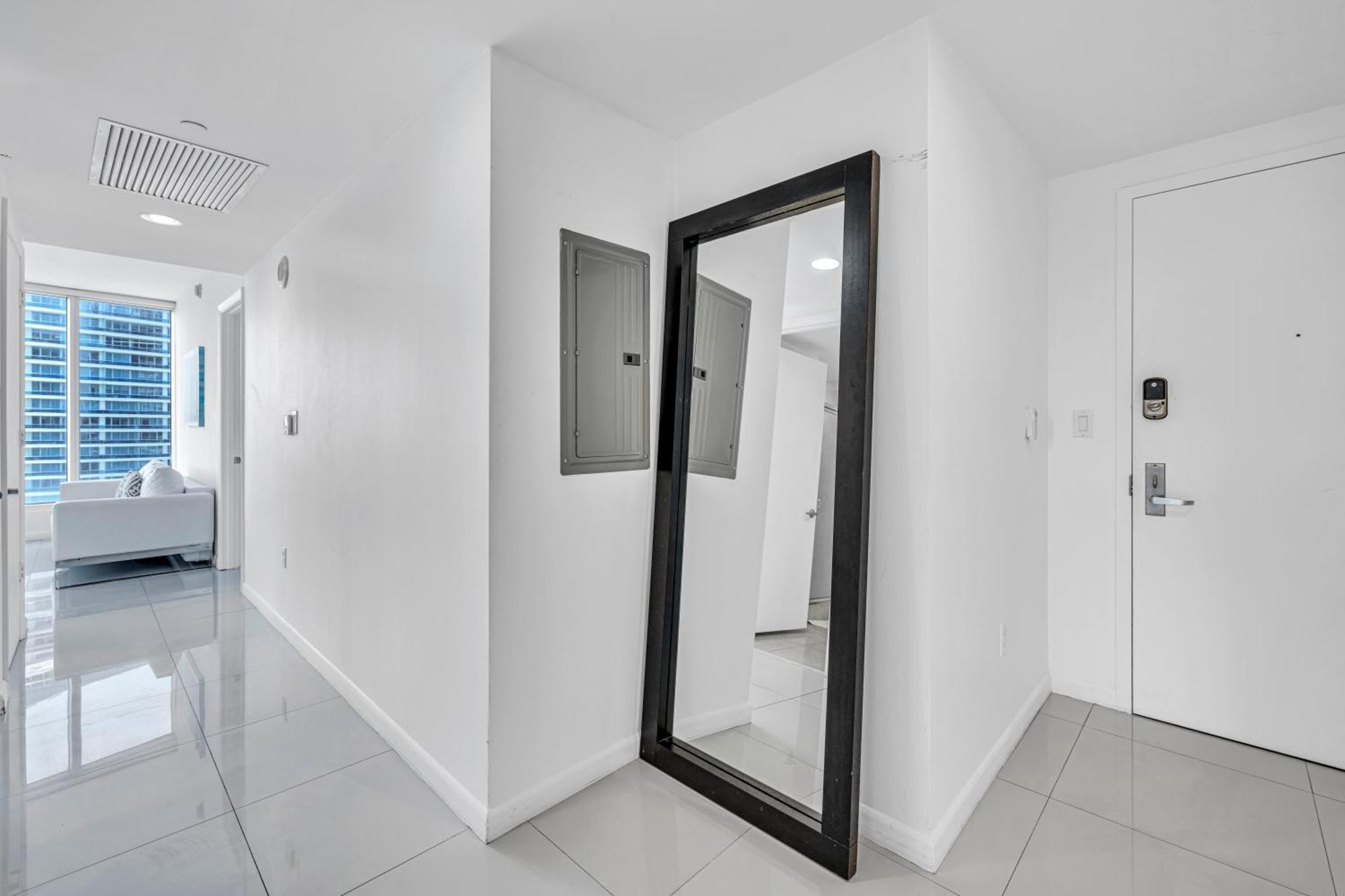 Icon Brickell Residences Miami Exterior photo