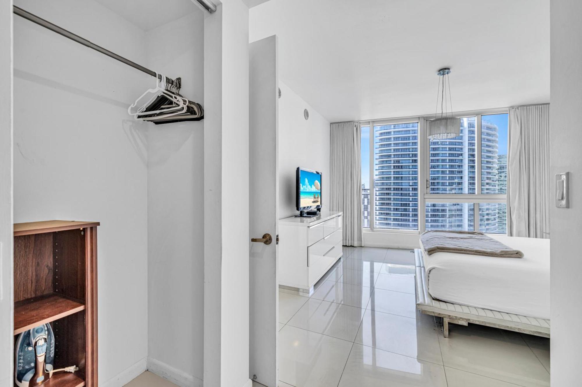 Icon Brickell Residences Miami Exterior photo
